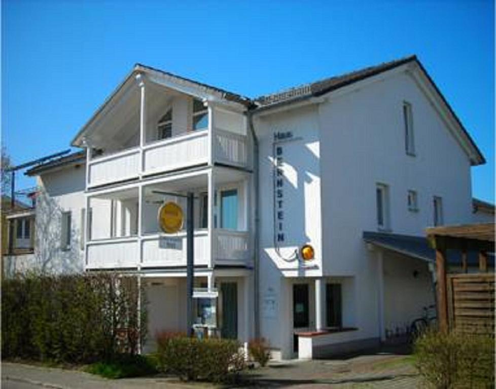 Haus Bernstein Ferienwohnungen Goehren  Dış mekan fotoğraf